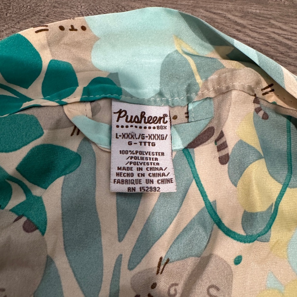Pusheen Tropical Print Robe - Picture 2 of 6